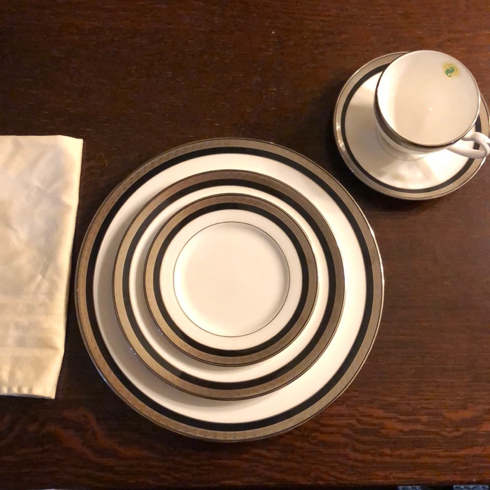 Waterford Fine China Colleen collection - set of 8